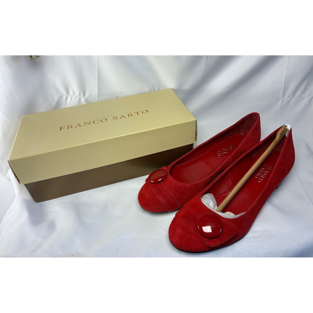 Franco Sarto L-Asia Garnet Kid Suede Low Block Heel Button Pumps Size 7M